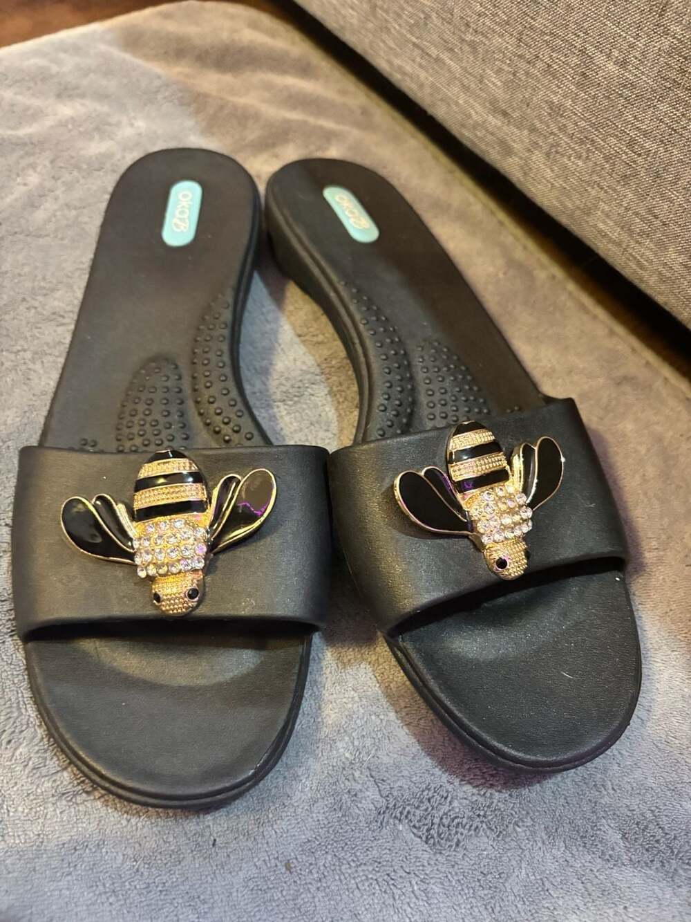 Oka-B Black Slide Sandals with Rhinestone Bee Embellishment Large